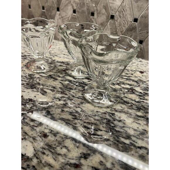 Anchor Hocking Clear Glass Pair of Fountainware Low Sherbet Glasses Set of 4 VTG - Picture 2 of 9